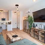 Extraordinary Apartment
